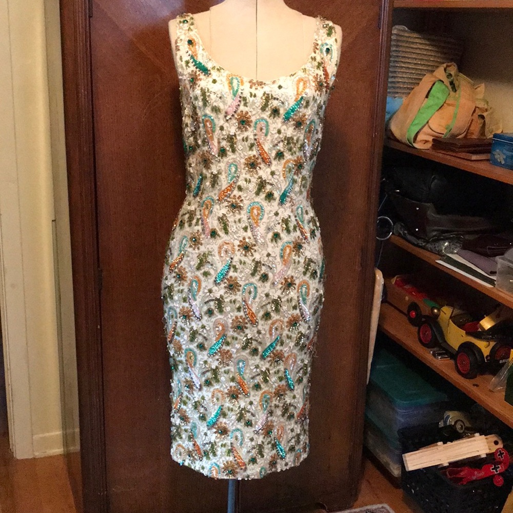 Vintage couture cocktail dress sz 6-8. Silk.